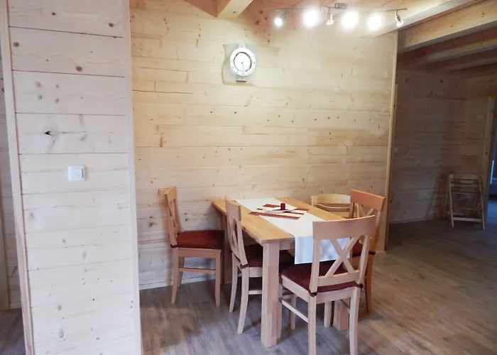 Holzblockhaus 公寓 *