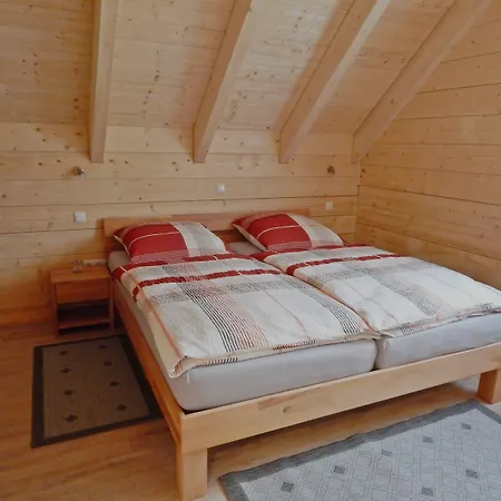 Holzblockhaus Kelheim