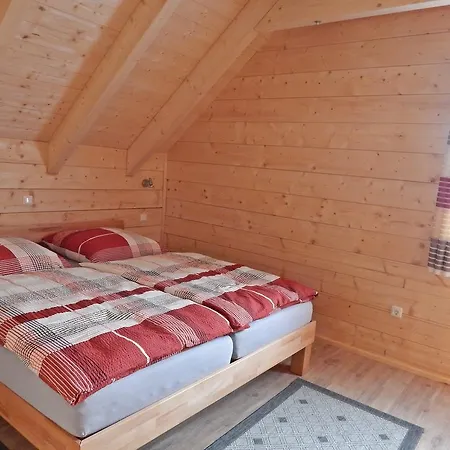 Holzblockhaus Kelheim