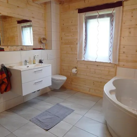Holzblockhaus Apartment *