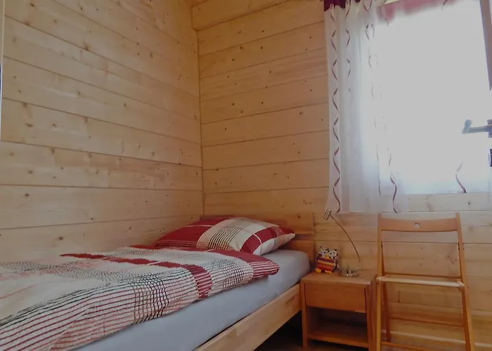 Holzblockhaus * كيلهايم